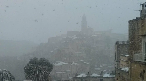 Scuole chiuse a Matera Lunedi 18 Gennaio 2016 per neve